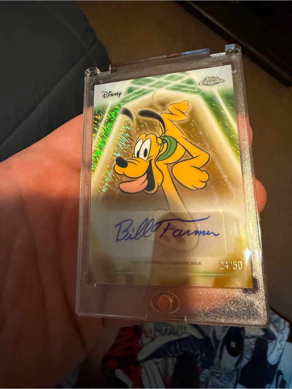 Disney Pluto Holo Autograph Collectible Card – Yellow